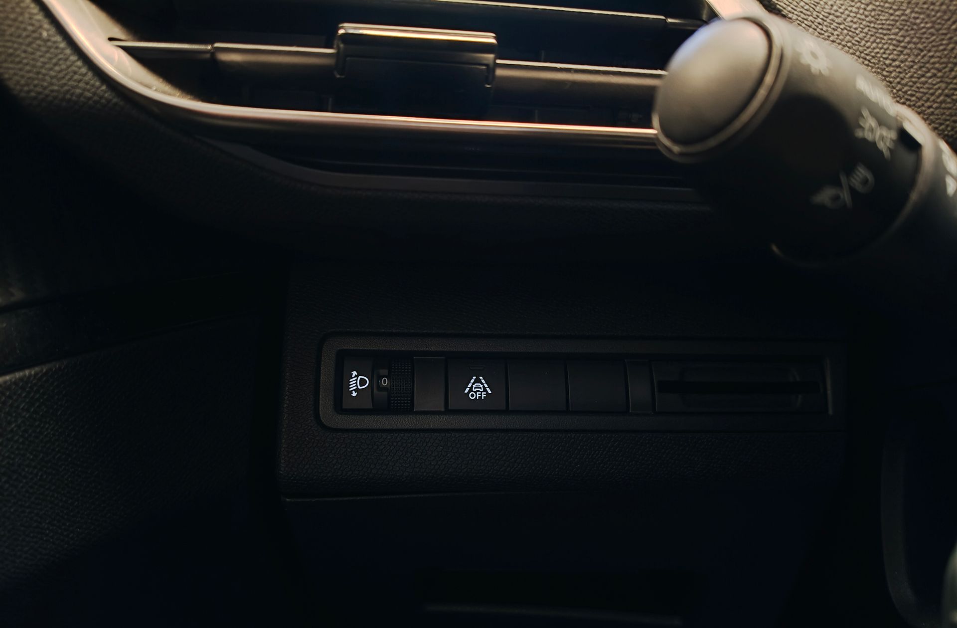 Peugeot 3008 BlueHDi 130 Active Pack EAT8 - foto 11