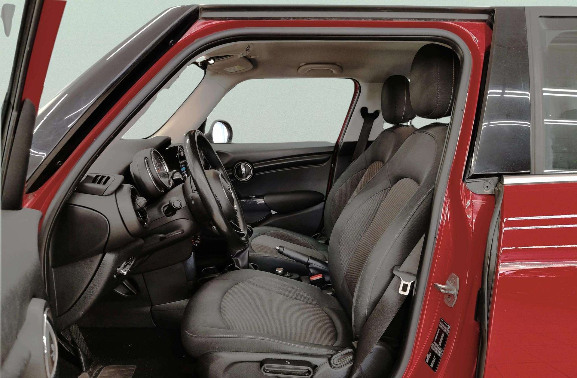 MINI Cooper One D - foto 9