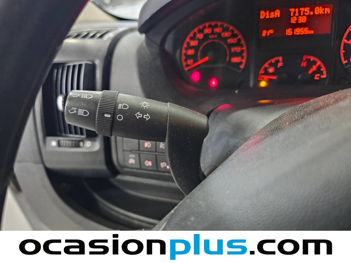 Peugeot Boxer Peugeot Boxer Furgon BlueHDi 140 S&S Pack 335 L2H2 (140 CV) de segunda mano