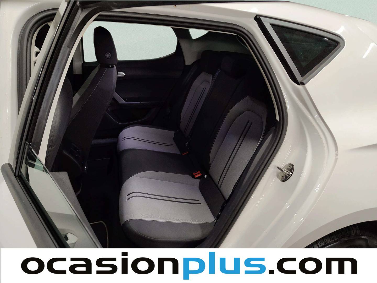 Foto asientos traseros Seat León Seat León 1.0 TSI S&S Style Go (110 CV)