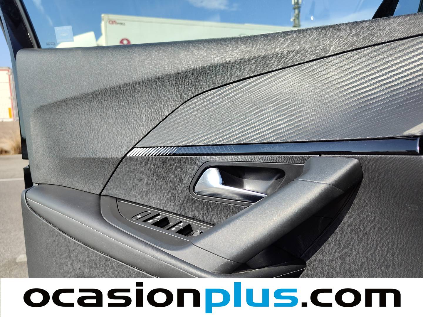 Peugeot 2008 Peugeot 2008 Allure Hybrid eDCS6 (145 CV) al mejor precio