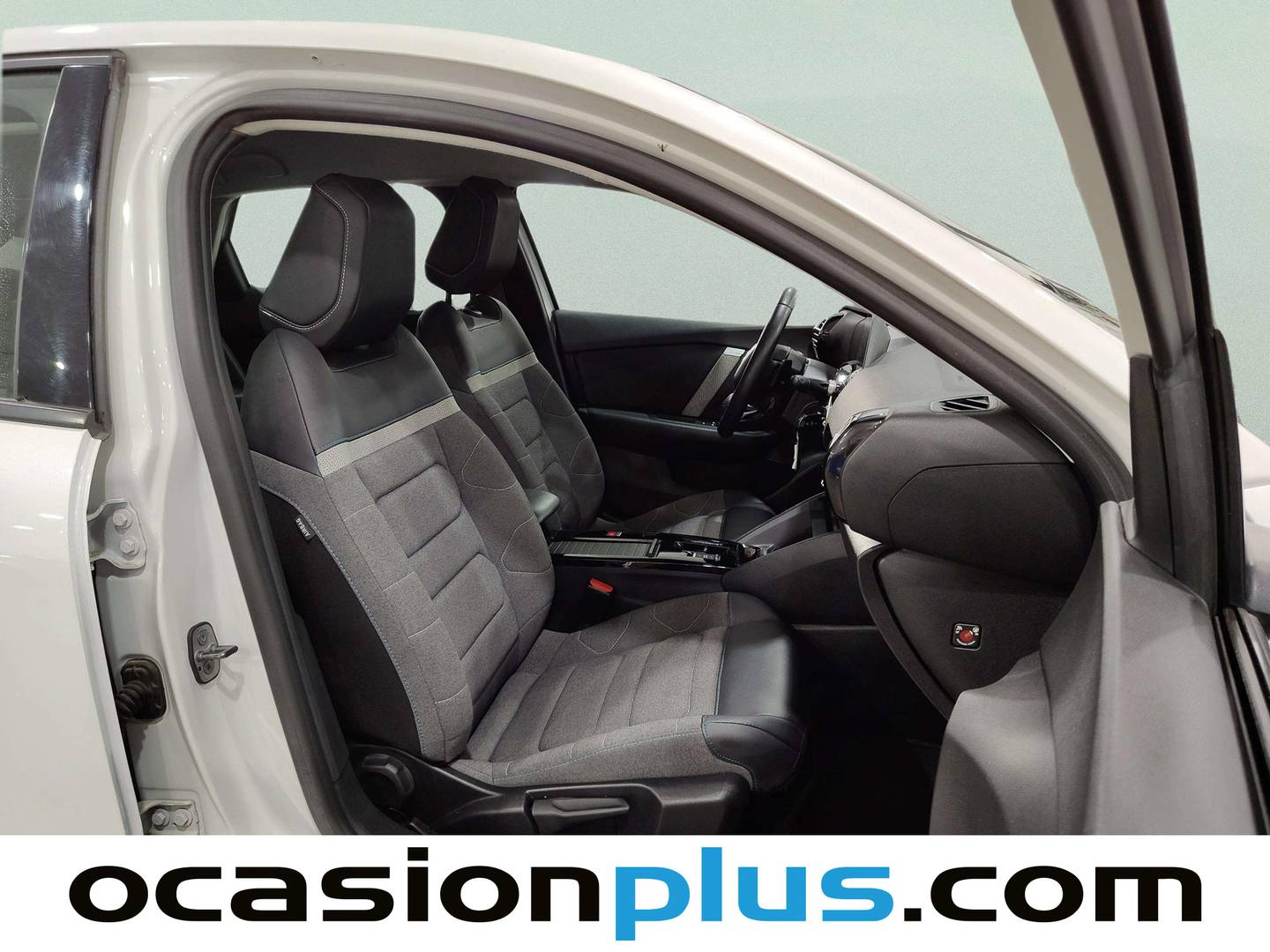 Citroën C4 Citroën C4 PureTech 130 S&S Plus EAT8 (131 CV) km 0