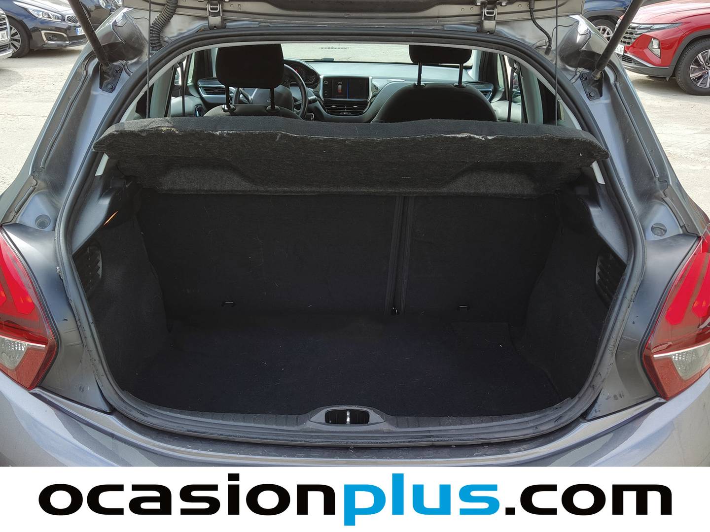 Peugeot 208 Peugeot 208 PureTech Signature (82 CV) seminuevo