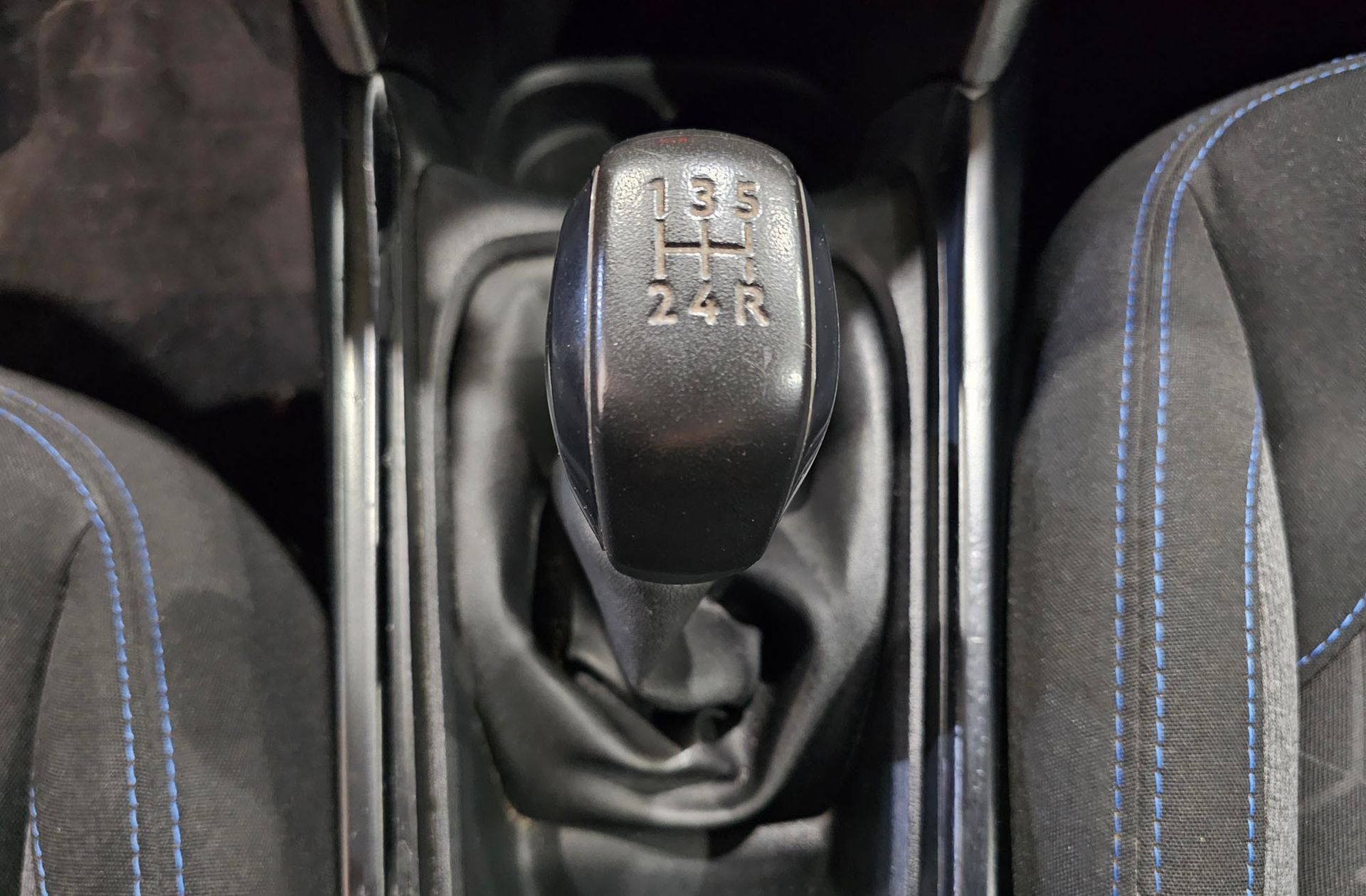 Peugeot 2008 PureTech 82 Style - foto 6