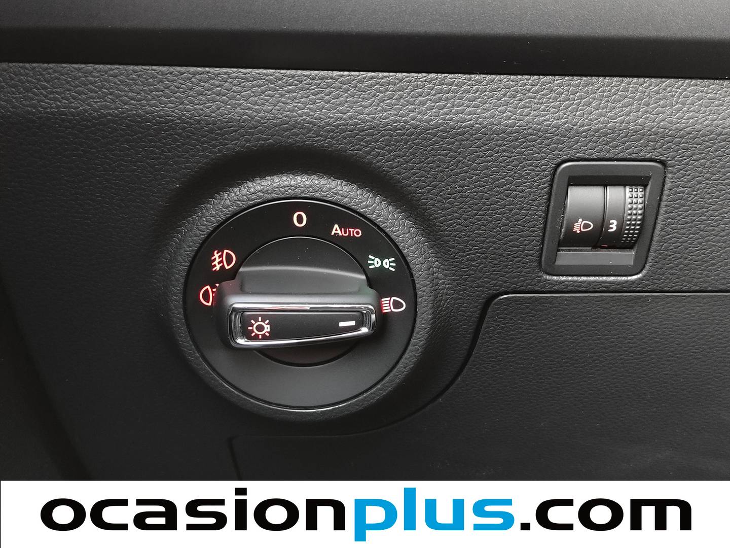 Equipamiento del Seat Ibiza Seat Ibiza 1.6 TDI Style (95 CV)