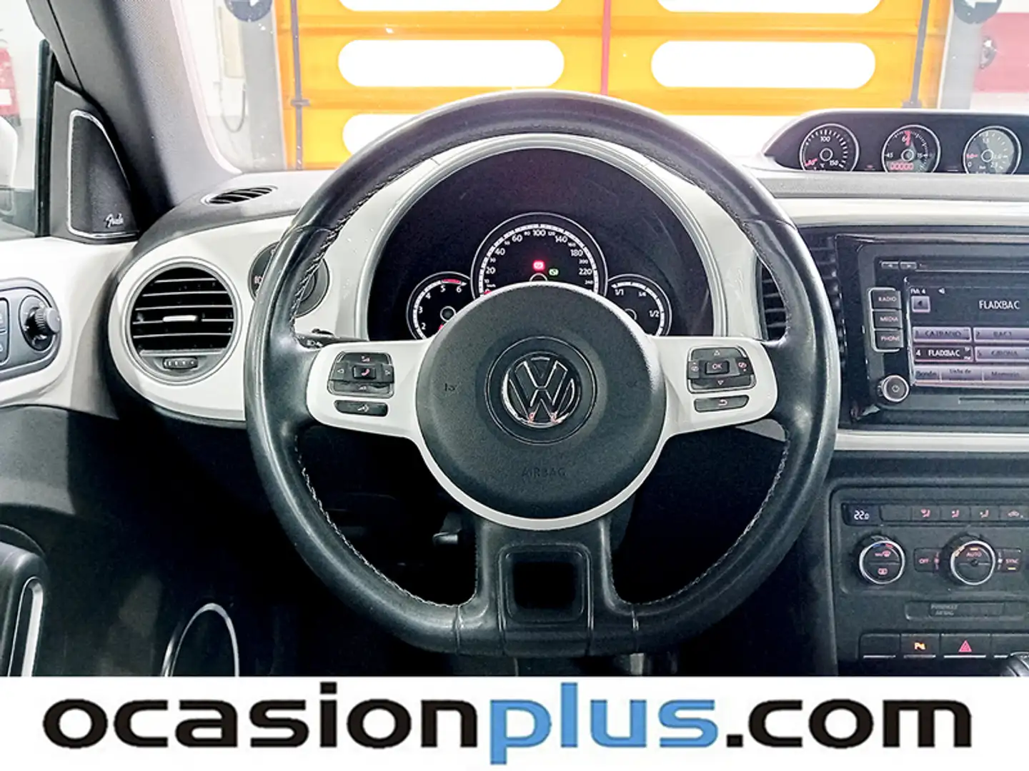 Foto Volkswagen Beetle Volkswagen Beetle 2.0 TDI Design DSG (140 CV)