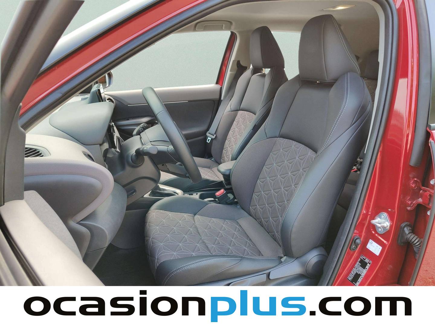 Foto asientos delanteros Toyota Yaris Cross Toyota Yaris Cross 120H Style (116 CV)