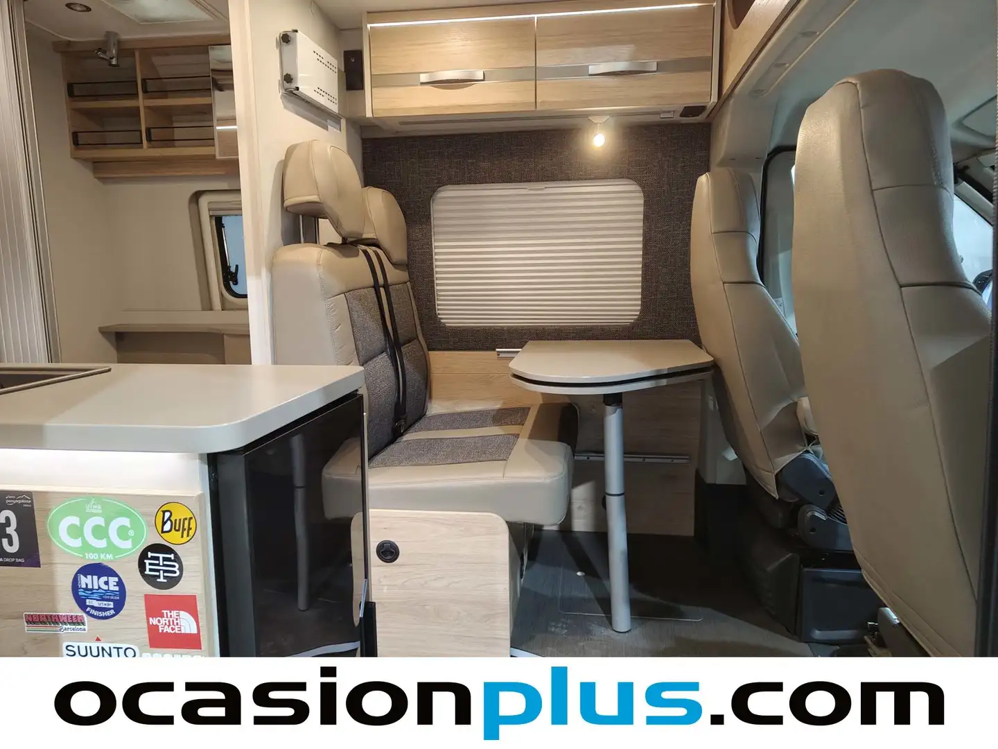 Foto Citroën Dethleffs Globetrail 640 DB 103KW (140 CV) Citroën Dethleffs Globetrail 640 DB 103KW (140 CV) 640 DB  Edition 90  (140 CV) ( 4 Plazas )