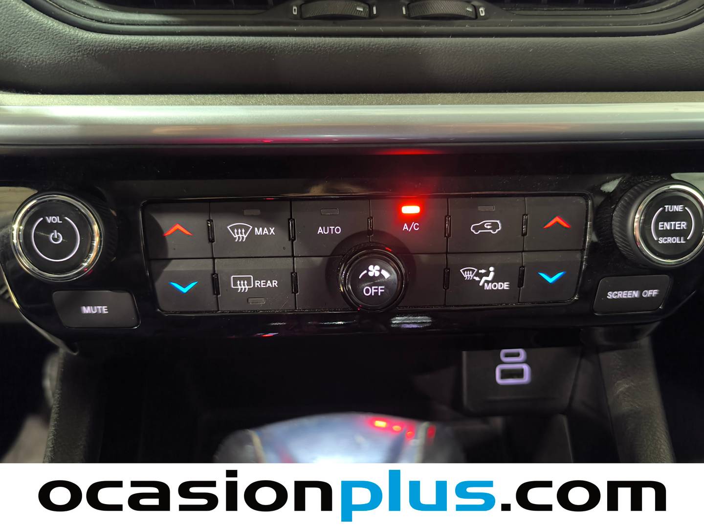 Foto Jeep Compass Jeep Compass 1.3 PHEV Limited AWD AT (190 CV)