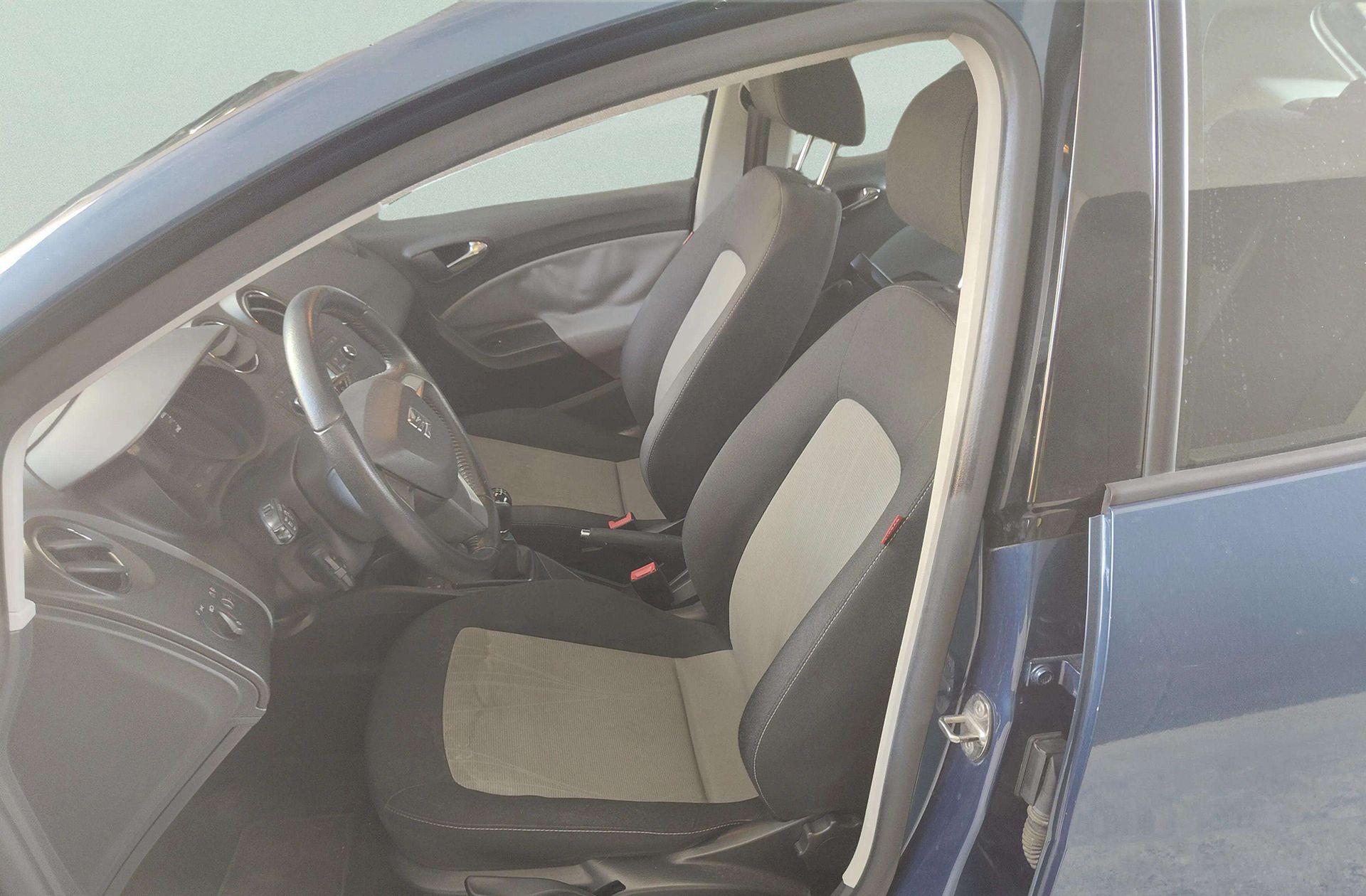 SEAT Ibiza 1.6 TDI Style - foto 8