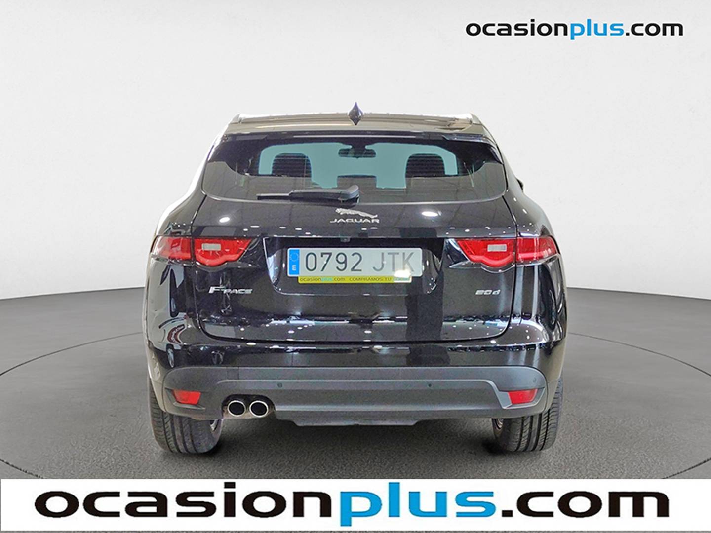 Foto Jaguar F-Pace Jaguar F-PACE 2.0L i4D Pure RWD (180 CV)