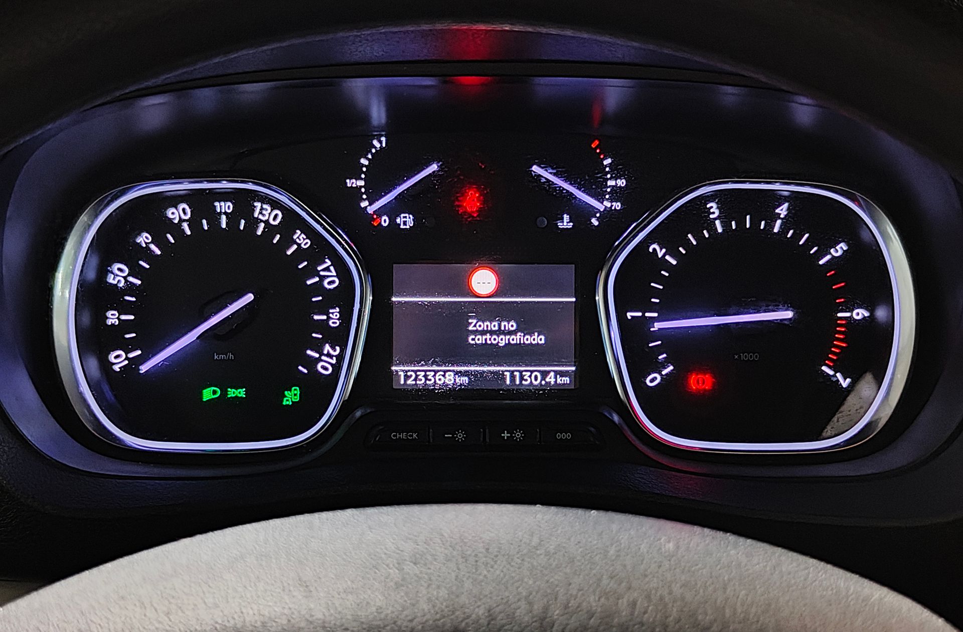 Citroën SpaceTourer BlueHDi 150 Feel Talla M 7 plazas - foto 28