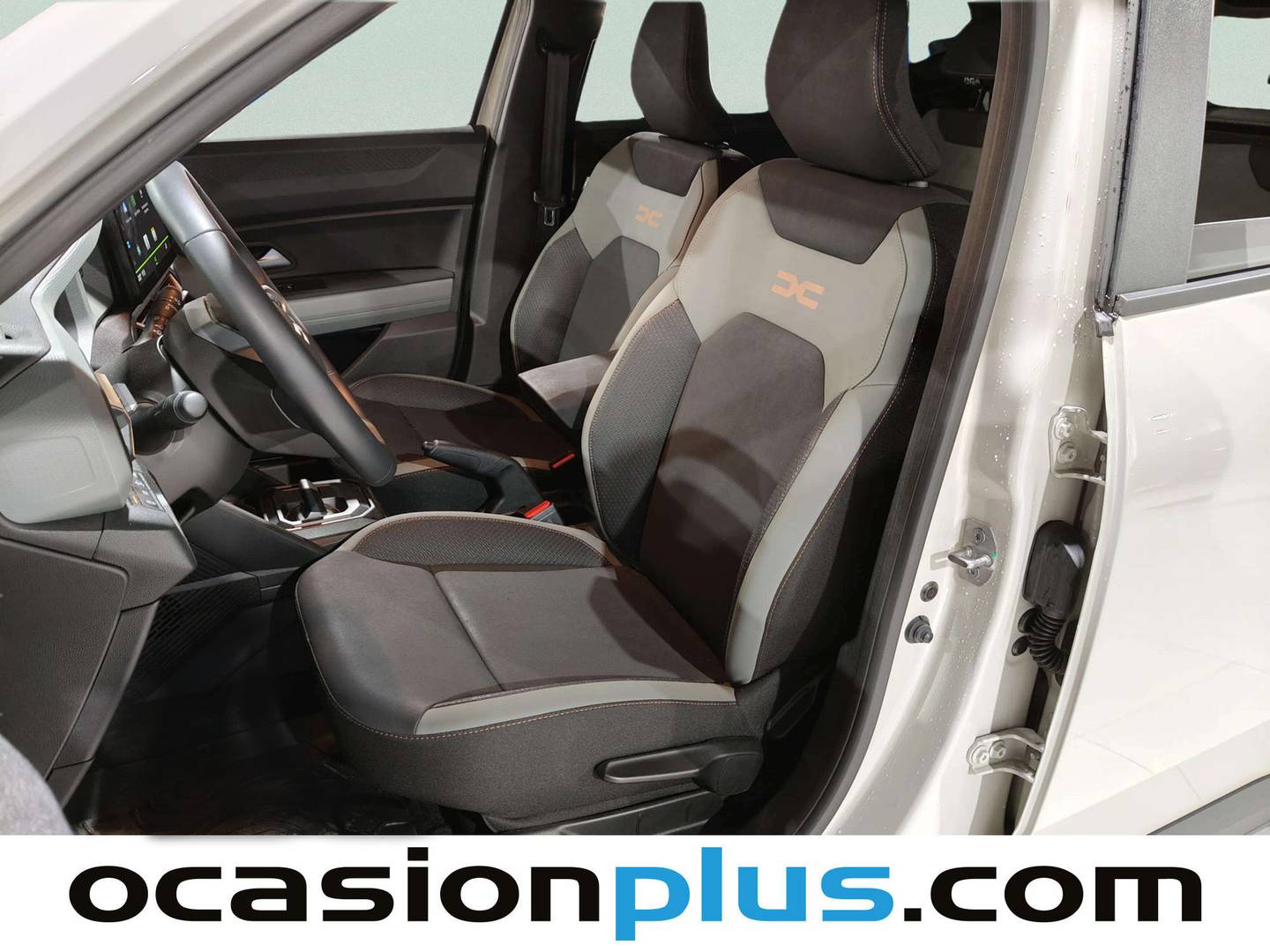 Foto asientos delanteros Dacia Duster Dacia Duster Extreme Hybrid (140 CV)