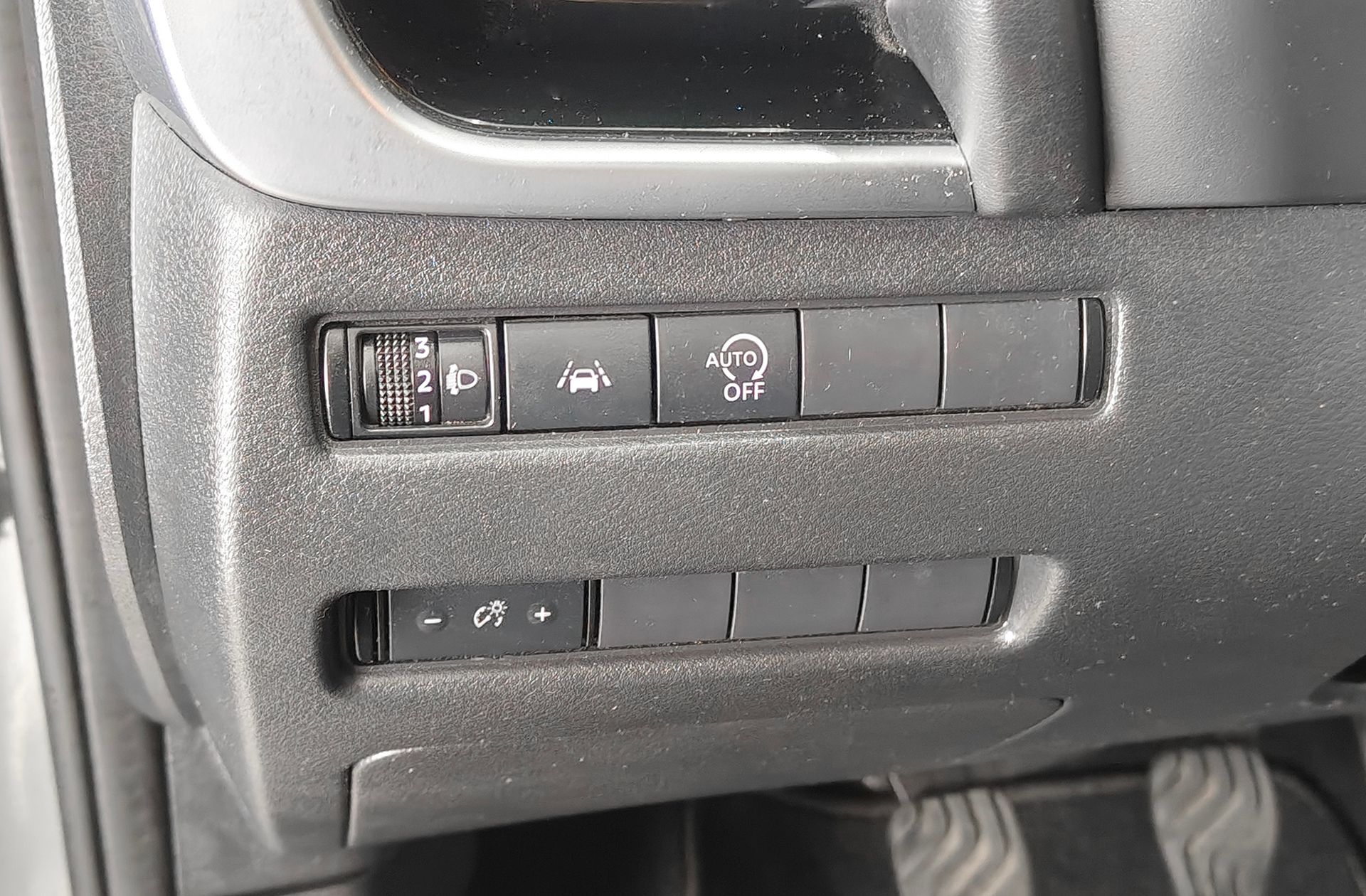 Nissan Qashqai DIG-T 140 N-Connecta - foto 27
