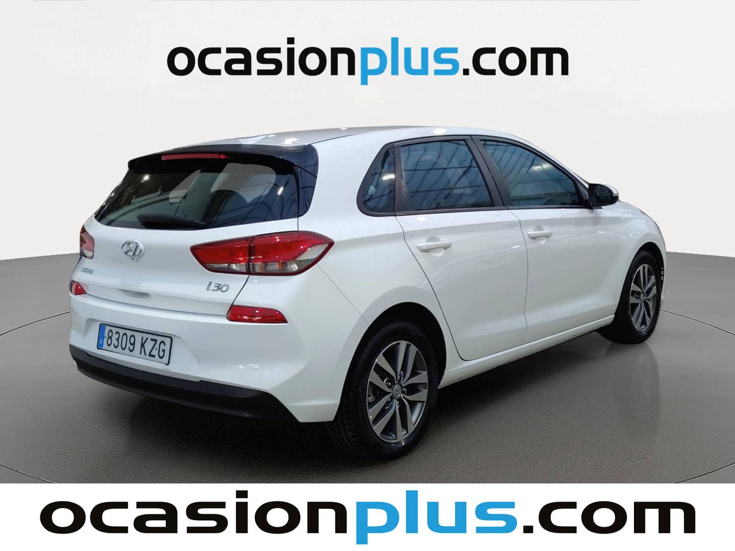 Foto trasera Hyundai i30 Hyundai i30 1.6 CRDI Go! (95 CV) izquierda
