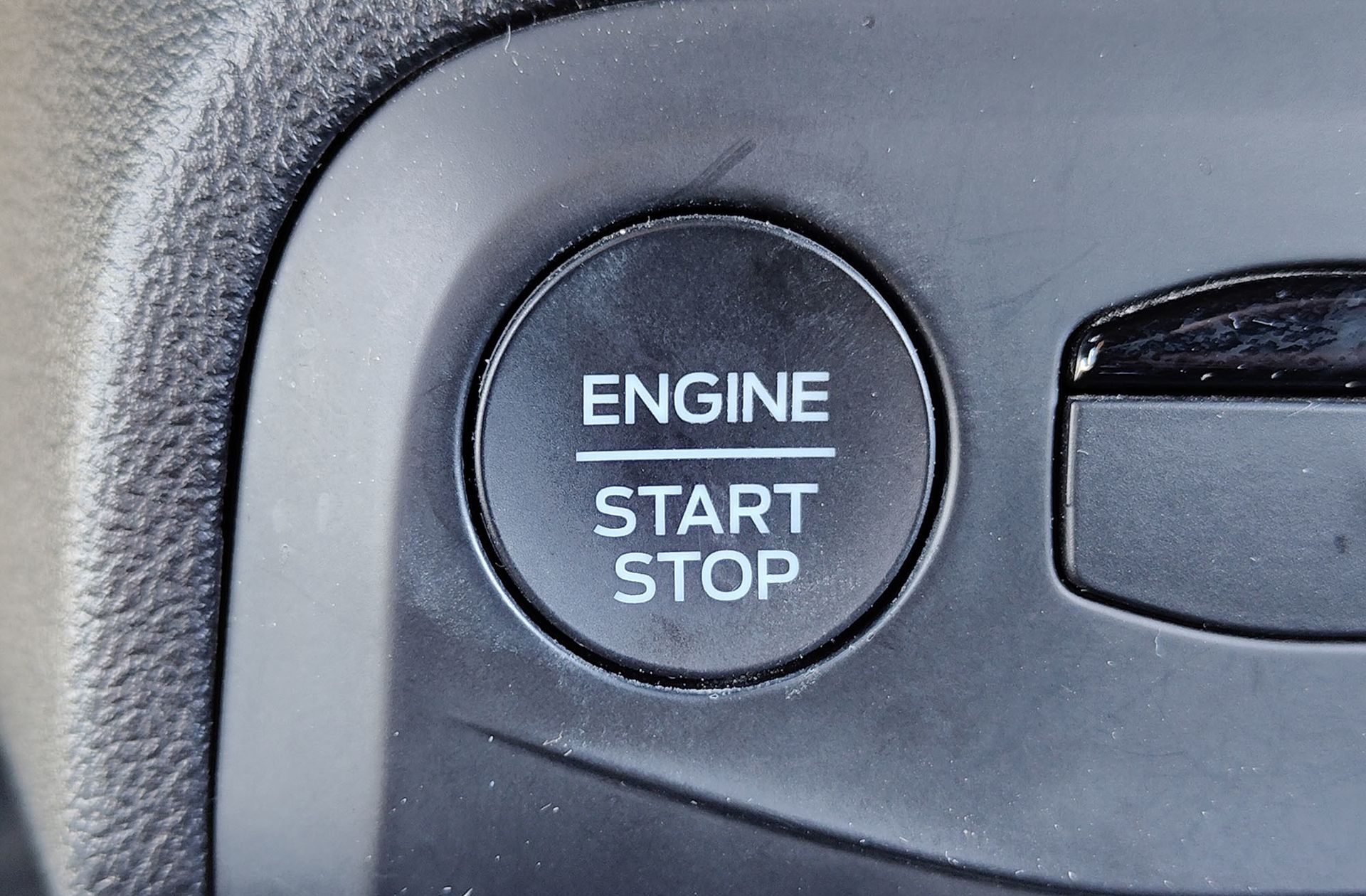Ford Focus SportBreak 1.0 EcoBoost MHEV ST-Line - foto 38