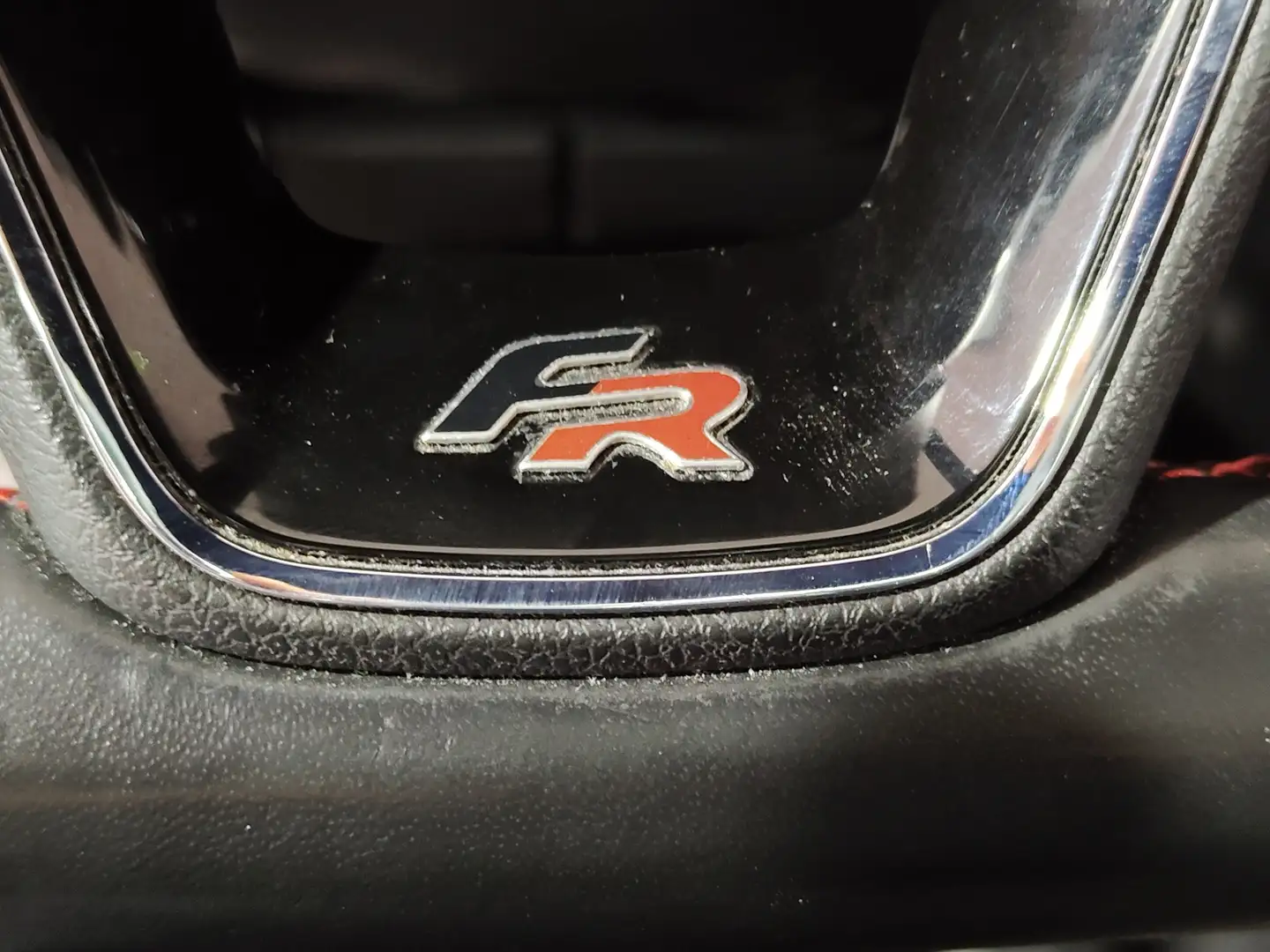 Foto Seat León SEAT León SC 2.0 TDI S&S FR Limited Edition (150 CV)