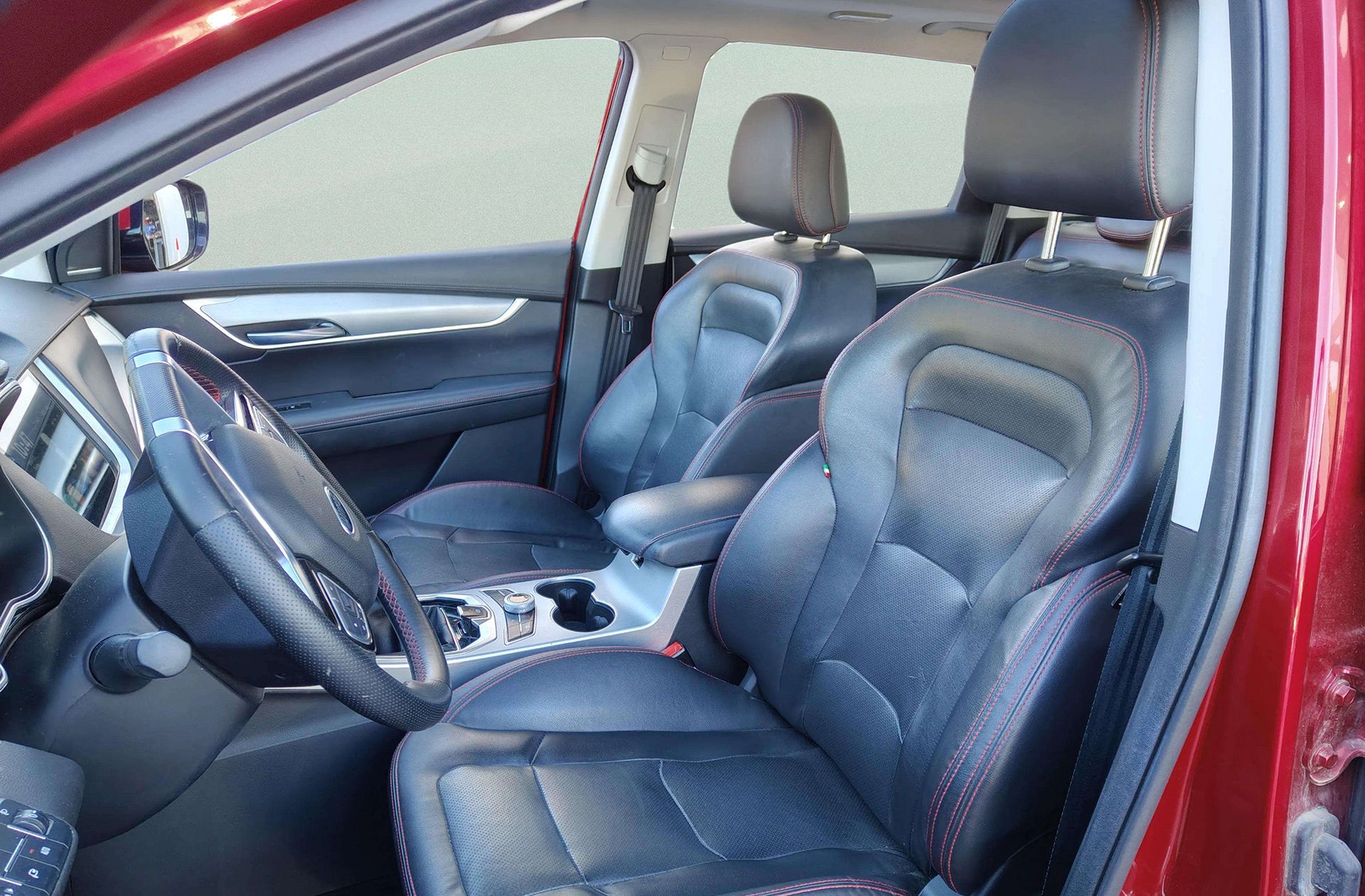 SWM G01 1.5T Luxury - foto 11