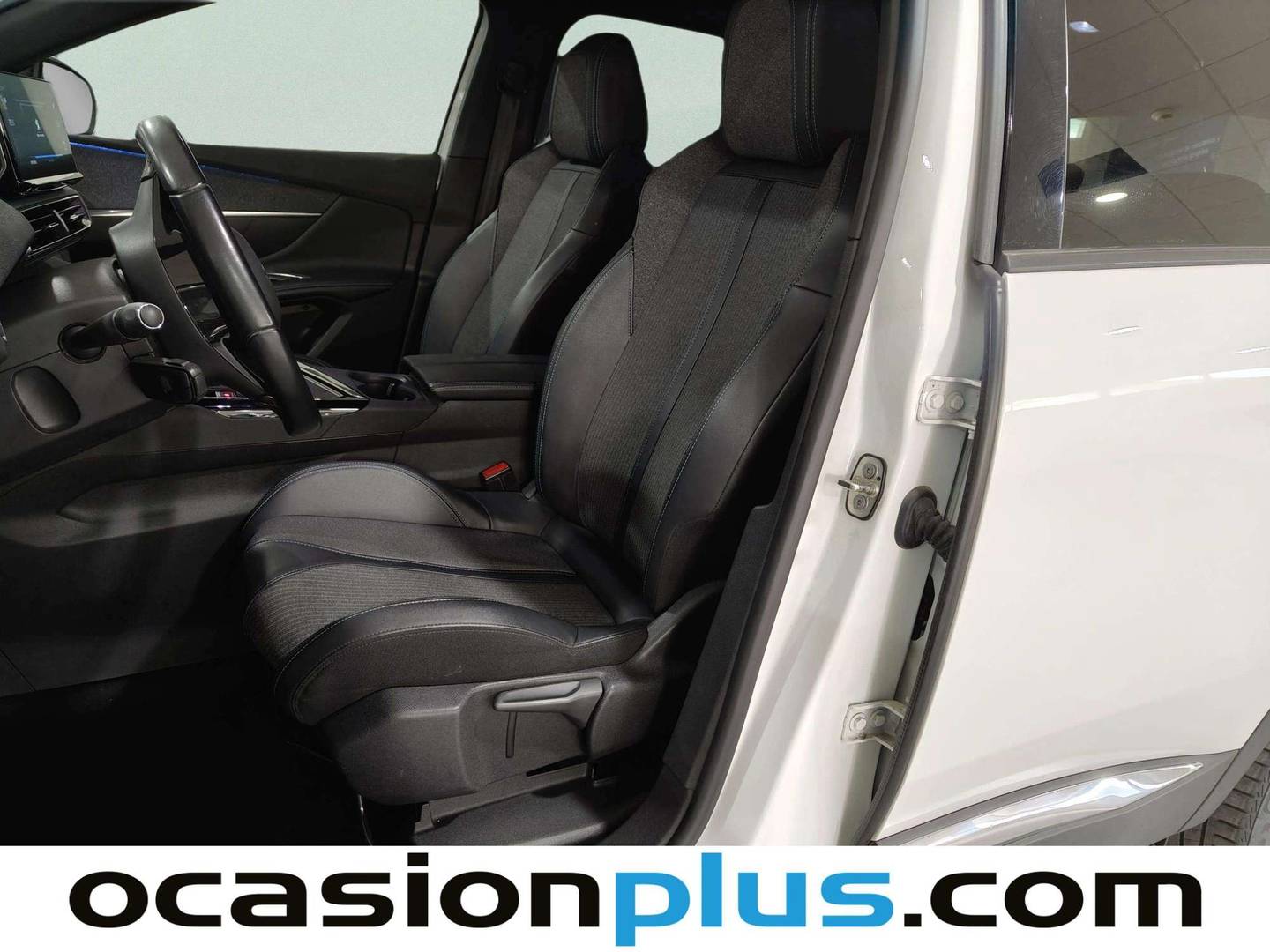 Foto asientos delanteros Peugeot 3008 Peugeot 3008 PureTech 130 S&S Allure Pack (130 CV)