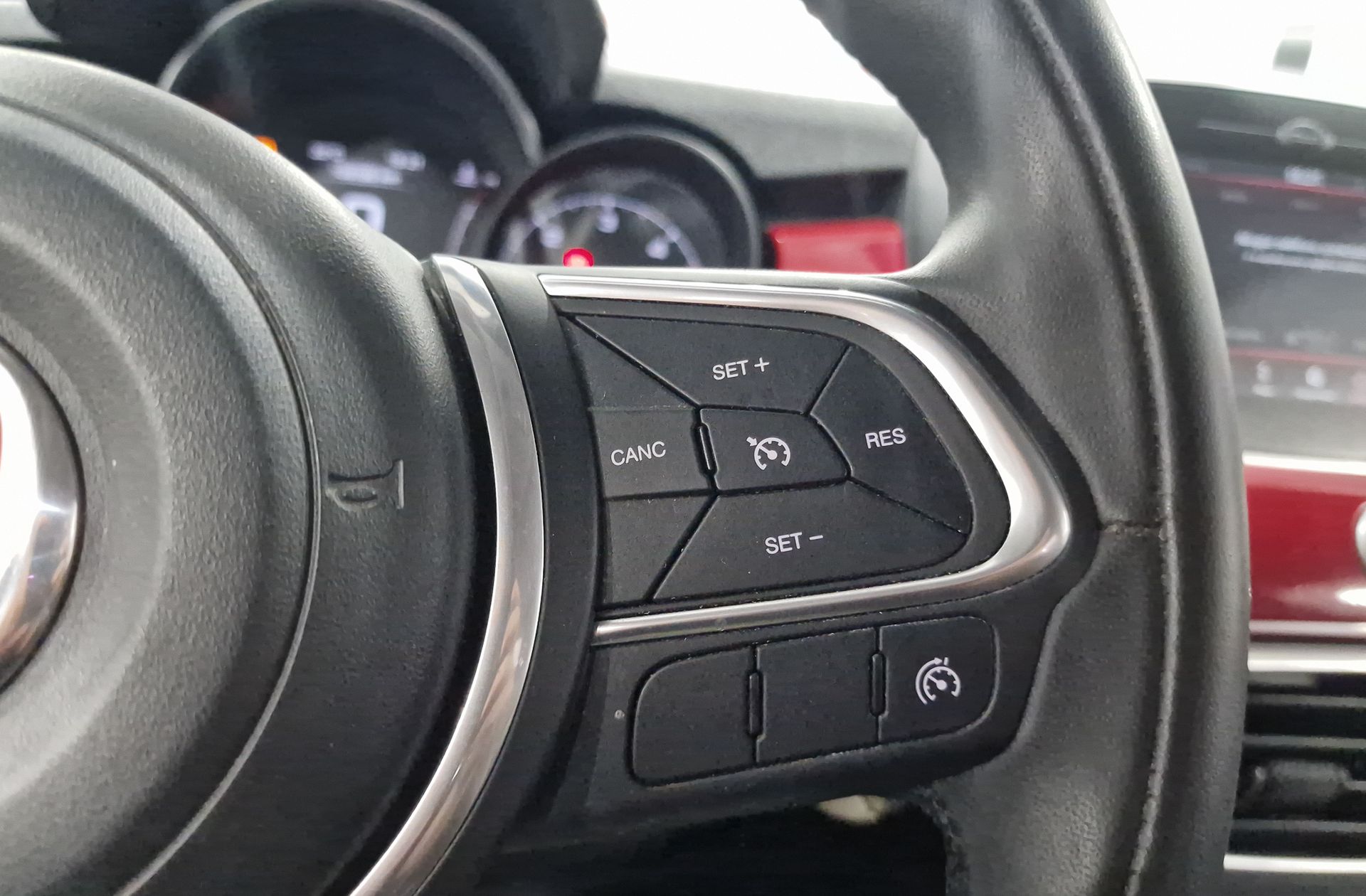 Fiat 500X 1.6 MultiJet Cross 4x2 - foto 30