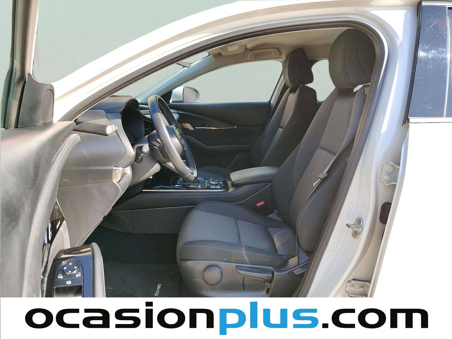 Foto asientos delanteros Mazda CX-30 Mazda CX-30 2.0 Skyactiv-G Zenith 2WD AT (122 CV)