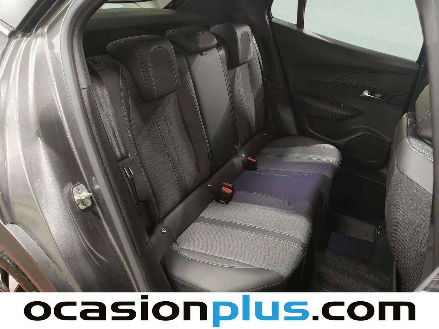 Peugeot 2008 Peugeot 2008 PureTech 130 S&S Allure Pack EAT8 (130 CV) gasolina