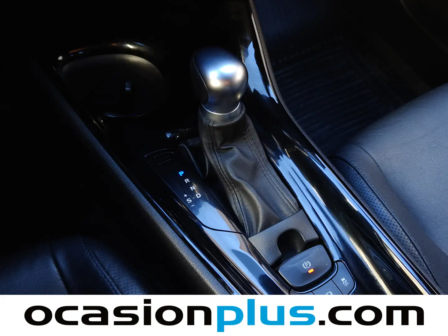 Foto Toyota C-HR Toyota C-HR 180H Kaji Edition (184 CV)