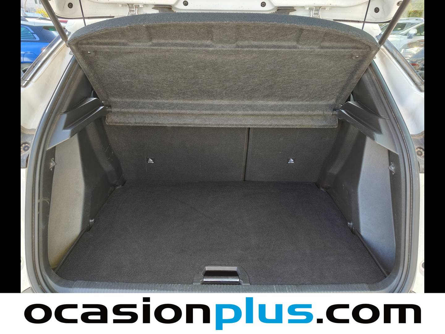 Foto Peugeot 2008 Peugeot 2008 PureTech 100 S&S Allure (100 CV)