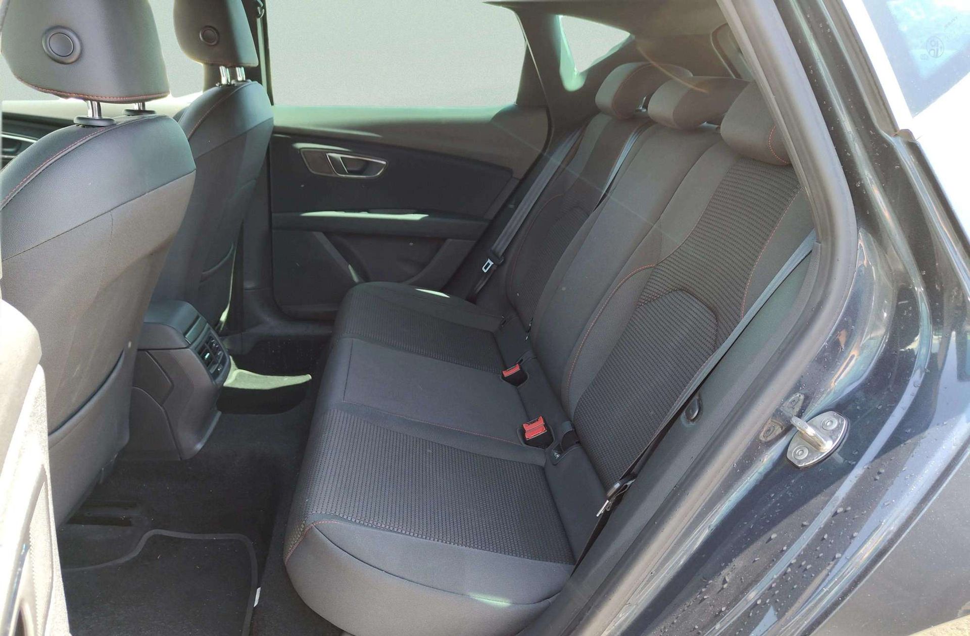 SEAT León 1.5 TGI GNC FR - foto 18