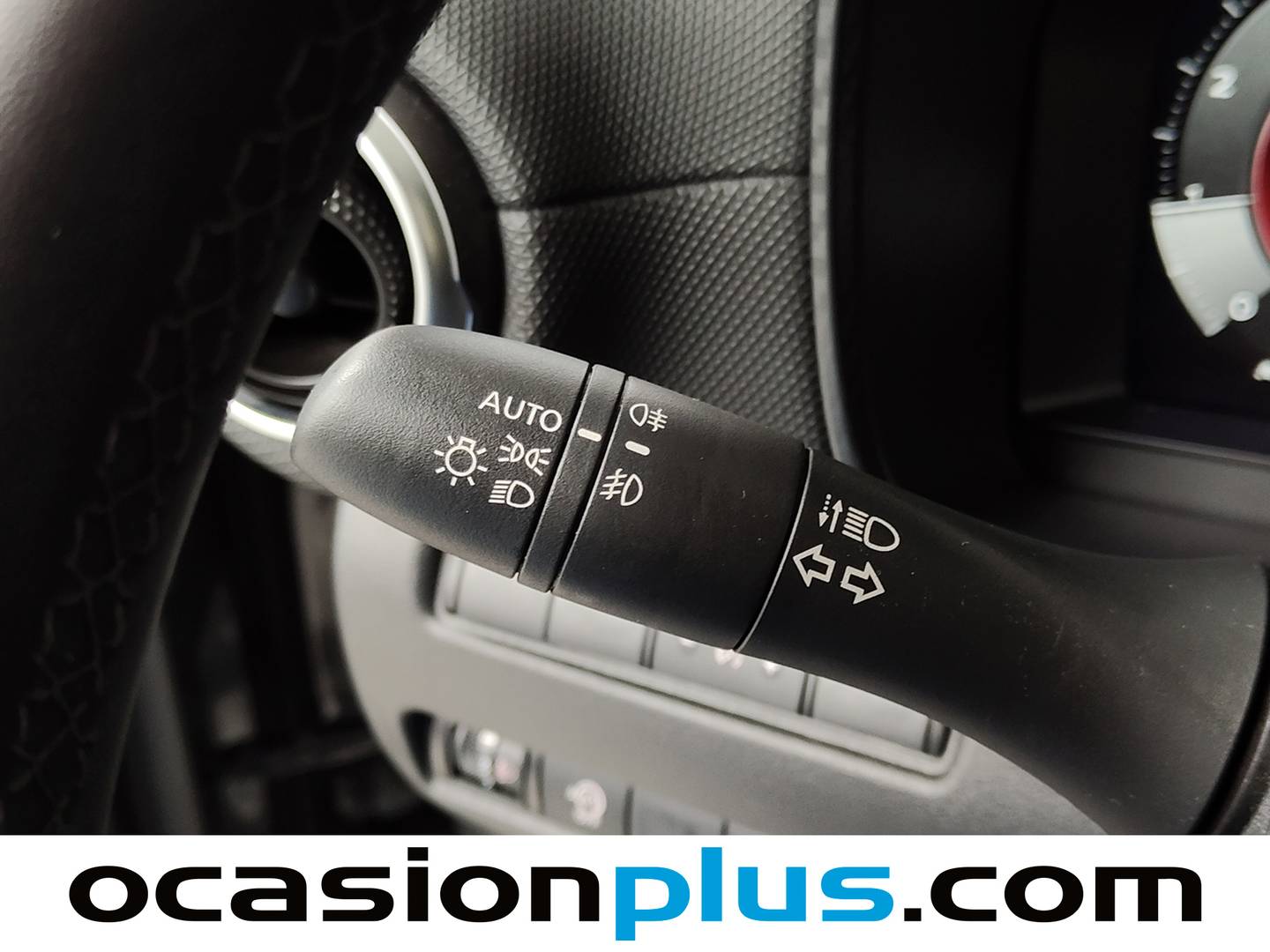 Foto Nissan JUKE Nissan Juke DIG-T N-Connecta 4x2 DCT (114 CV)