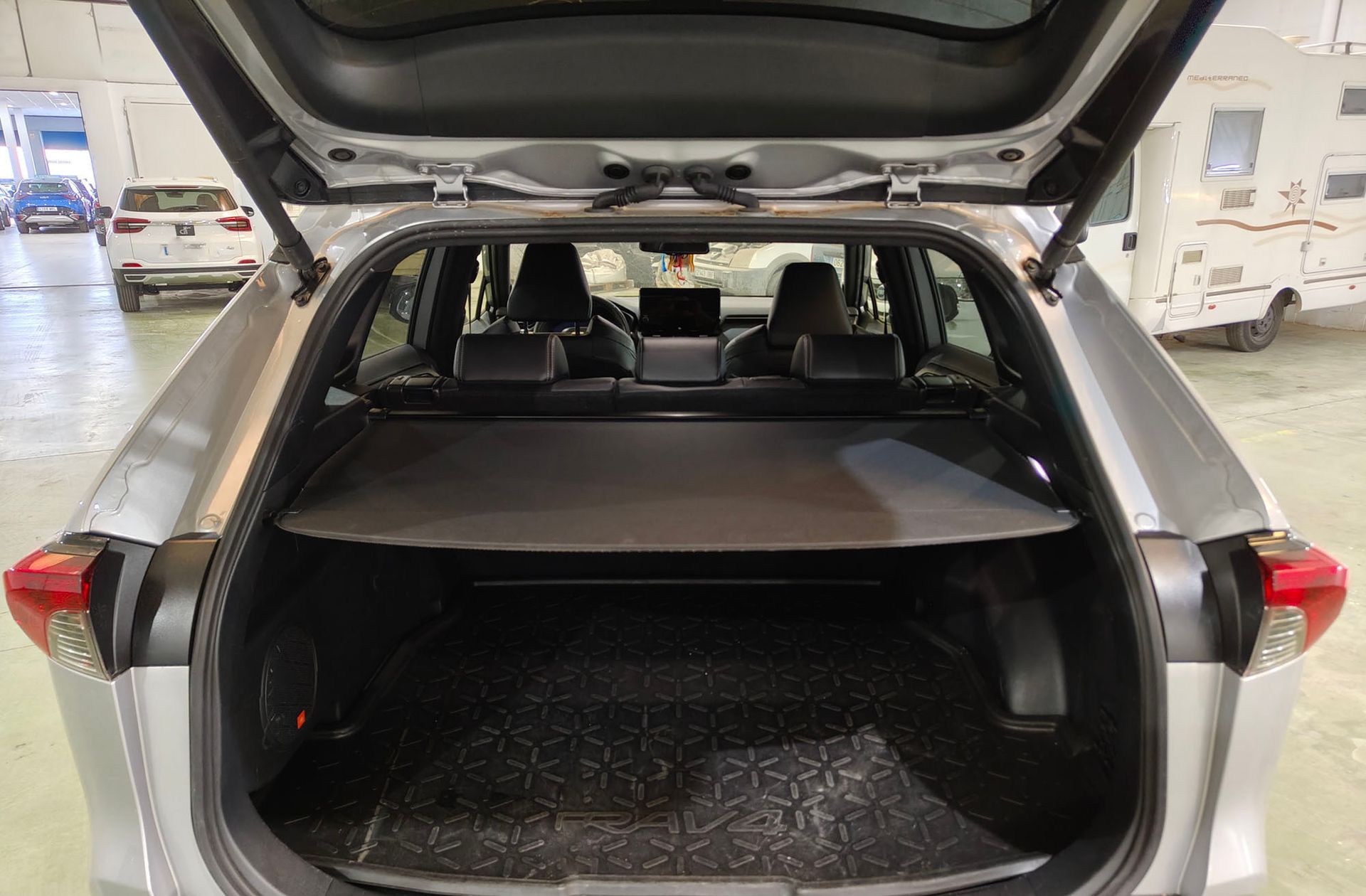 Toyota RAV4 2.5 220H GR-Sport Plus 4x4 e-CVT - foto 22