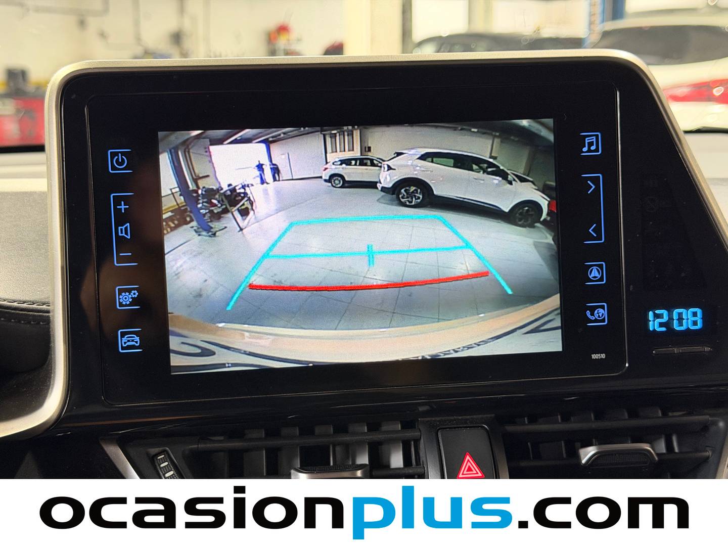 Equipamiento del Toyota C-HR Toyota C-HR 1.8 125H Advance (122 CV)