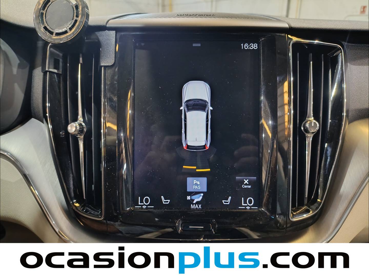 Acabados Volvo XC60 Volvo XC60 D4 Momentum Auto (190 CV)