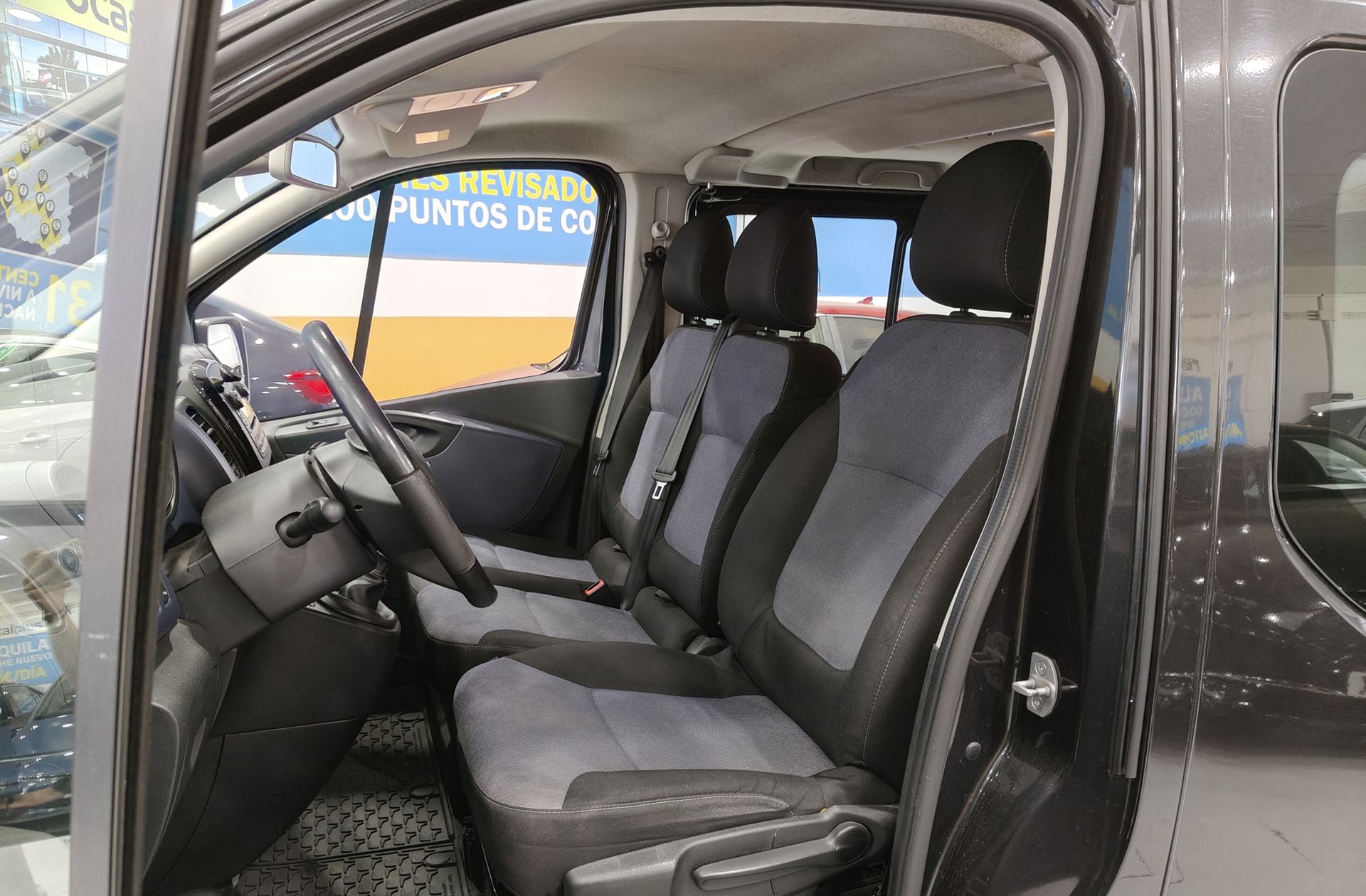 Opel Vivaro 1.6CDTI L1 2.7t Combi-9 plazas - foto 9