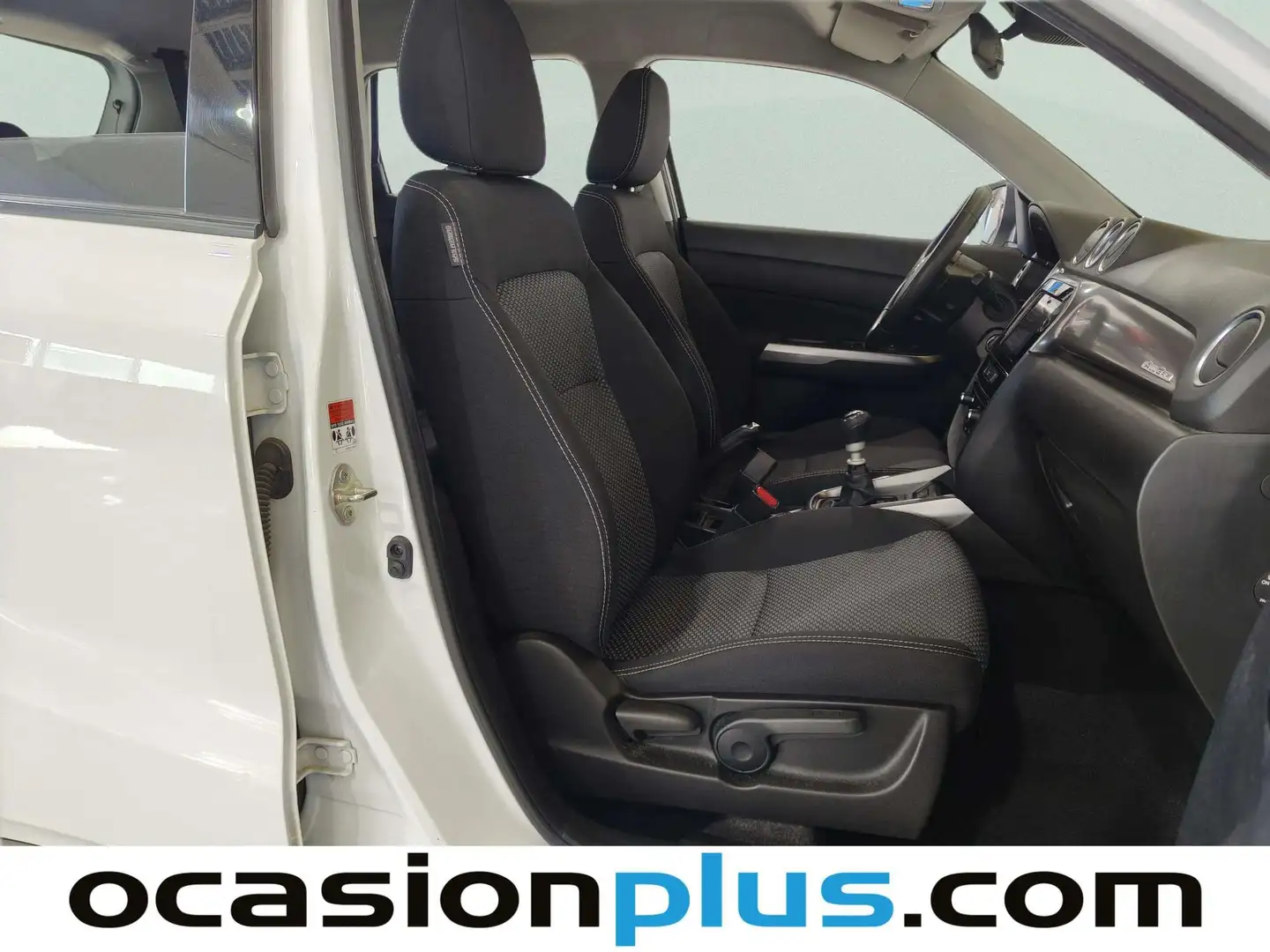 Foto Suzuki Vitara Suzuki Vitara 1.4 T Mild Hybrid GLE 4WD (129 CV)