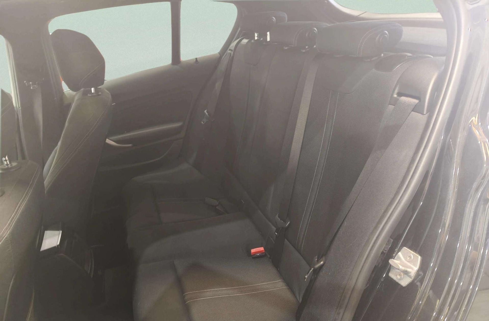 BMW Serie 1 118d Pack M - foto 13