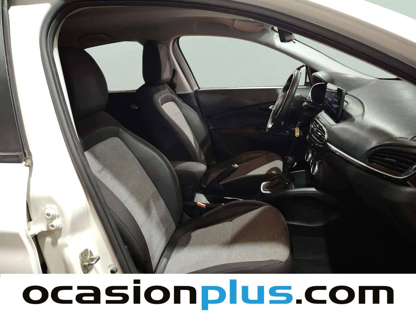 Foto Fiat Tipo Fiat Tipo 1.5 Hybrid Cross DCT (130 CV)