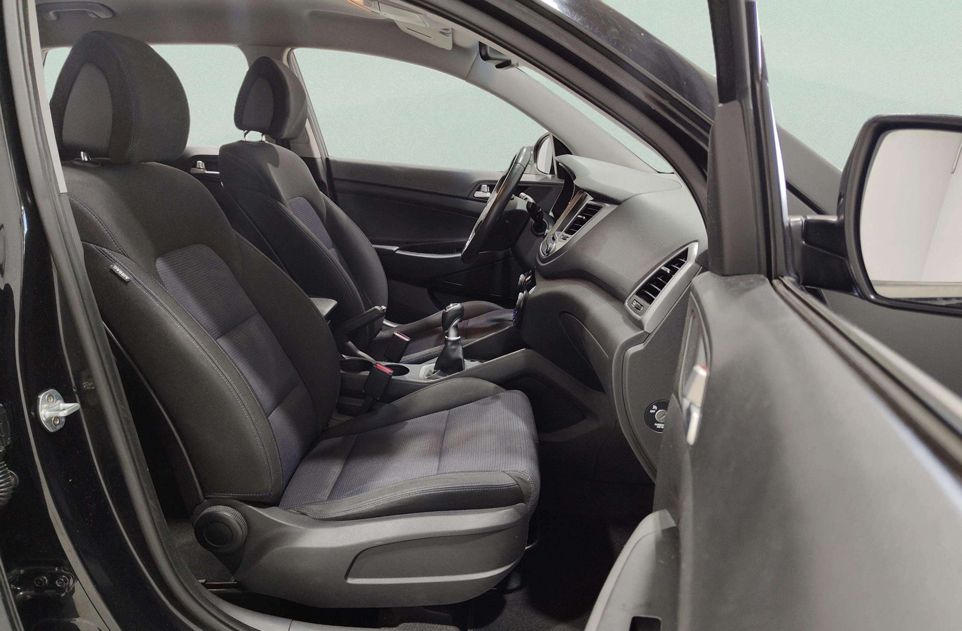 Hyundai Tucson 1.7 CRDi BlueDrive Tecno 4x2 - foto 23