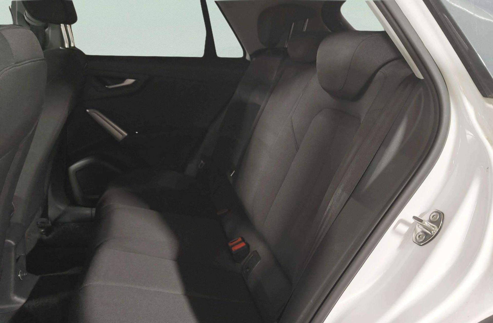 Audi Q2 Advanced 30 TFSI - foto 12
