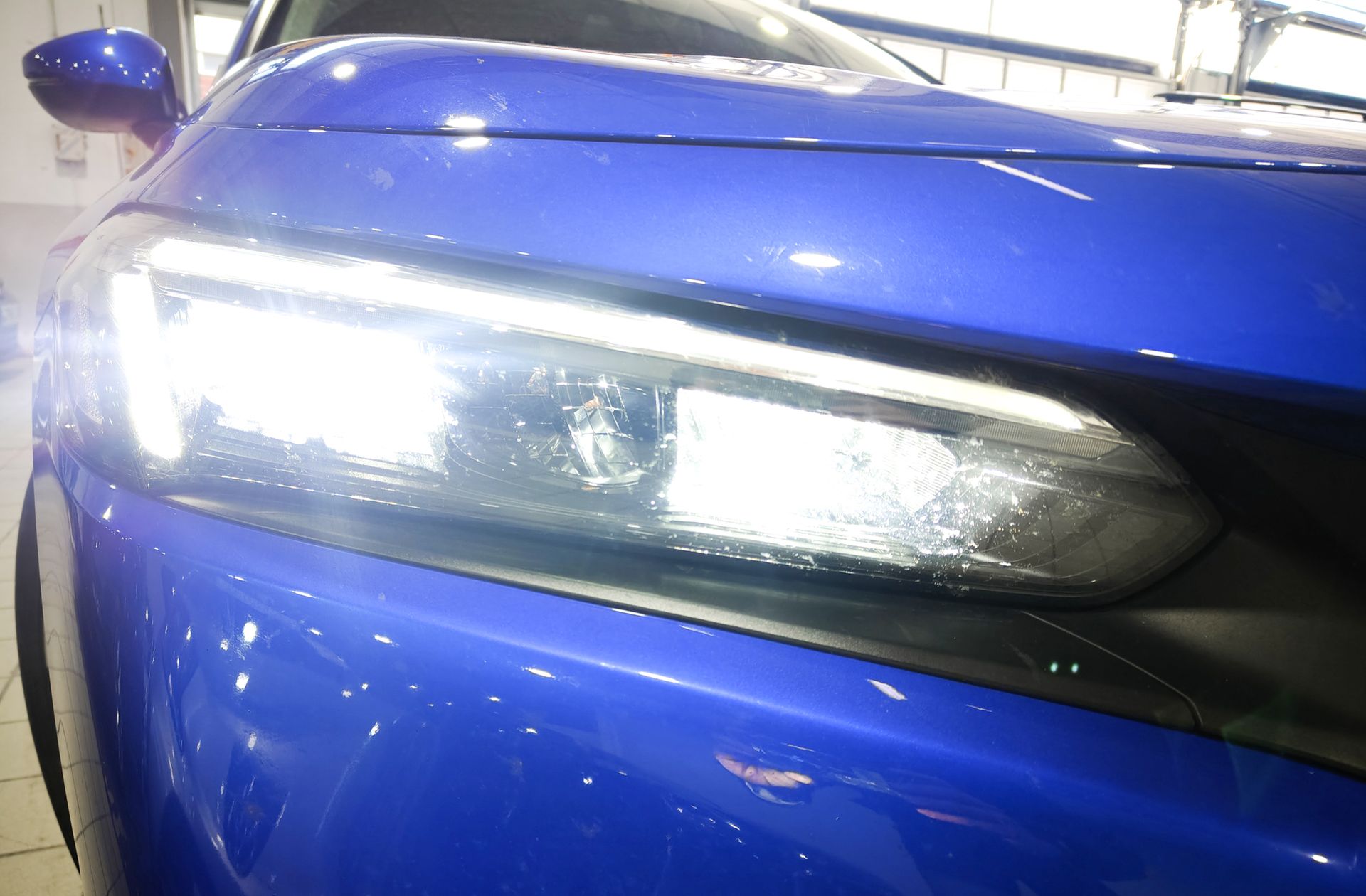Honda Civic 2.0 i-MMD Elegance CVT - foto 17