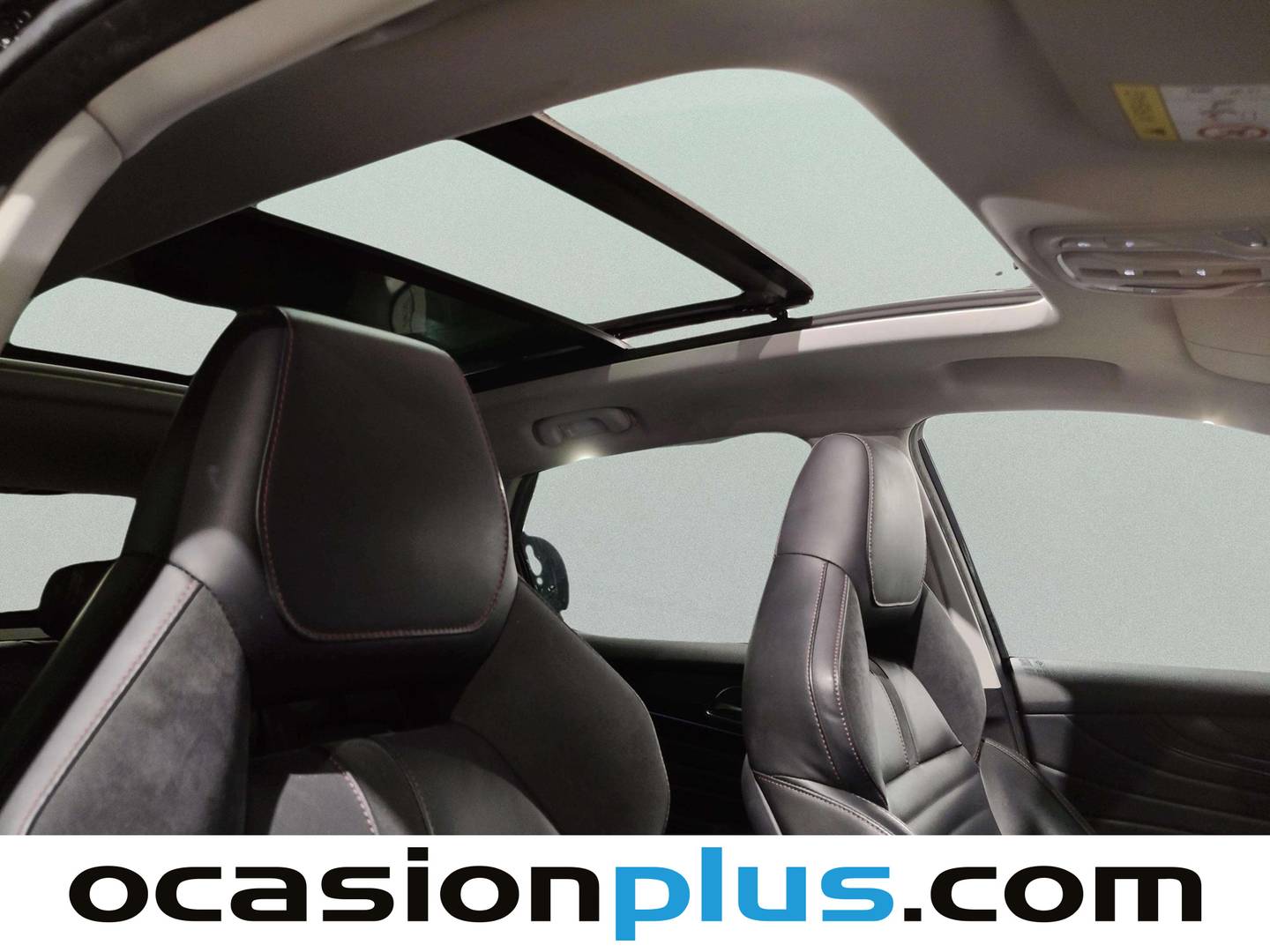 Extras y acabados del MG HS MG HS 1.5 Turbo GDI Luxury DCT (162 CV)