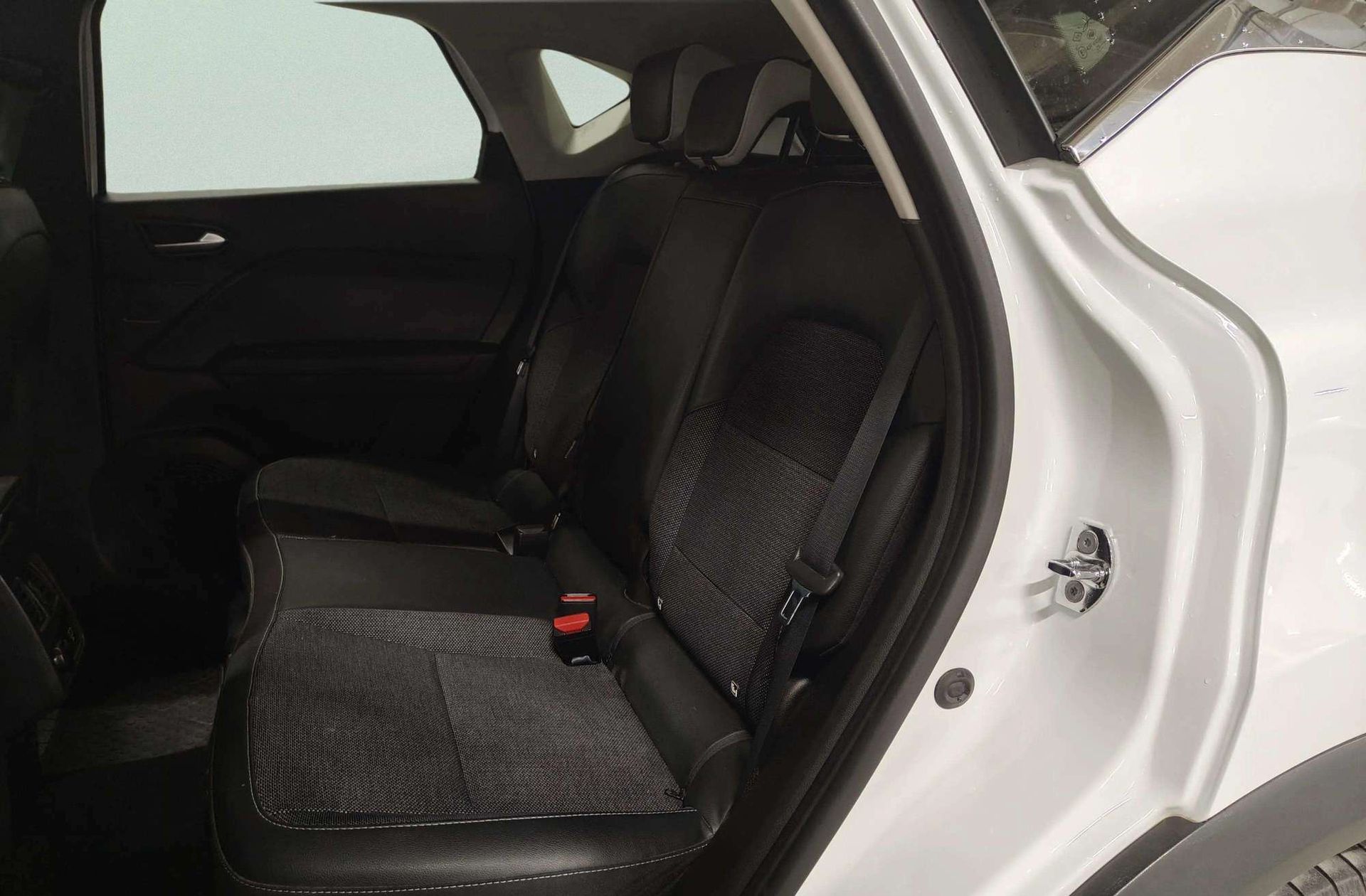 Renault Captur Techno E-Tech Híbrido - foto 15