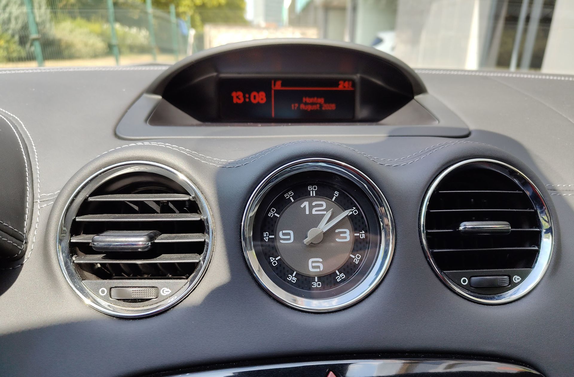 Peugeot RCZ 1.6 THP Black Yearling - foto 7