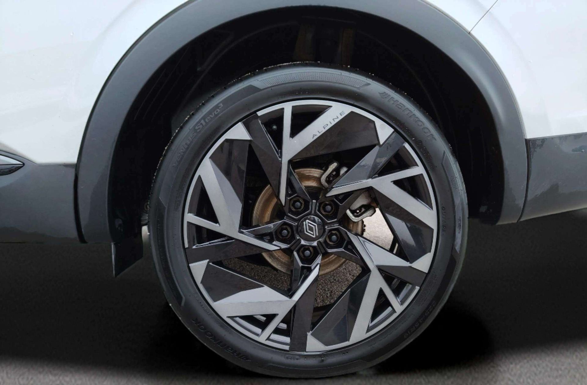 Renault Arkana Esprit Alpine E-Tech Híbrido - foto 38