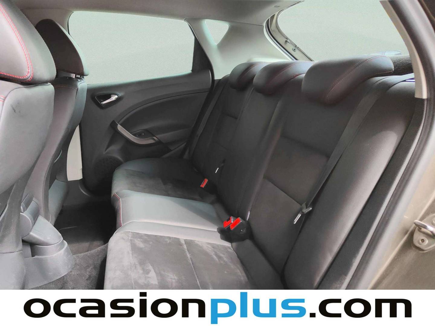Foto asientos traseros Seat Ibiza Seat Ibiza 1.0 TSI S&S FR (110 CV)