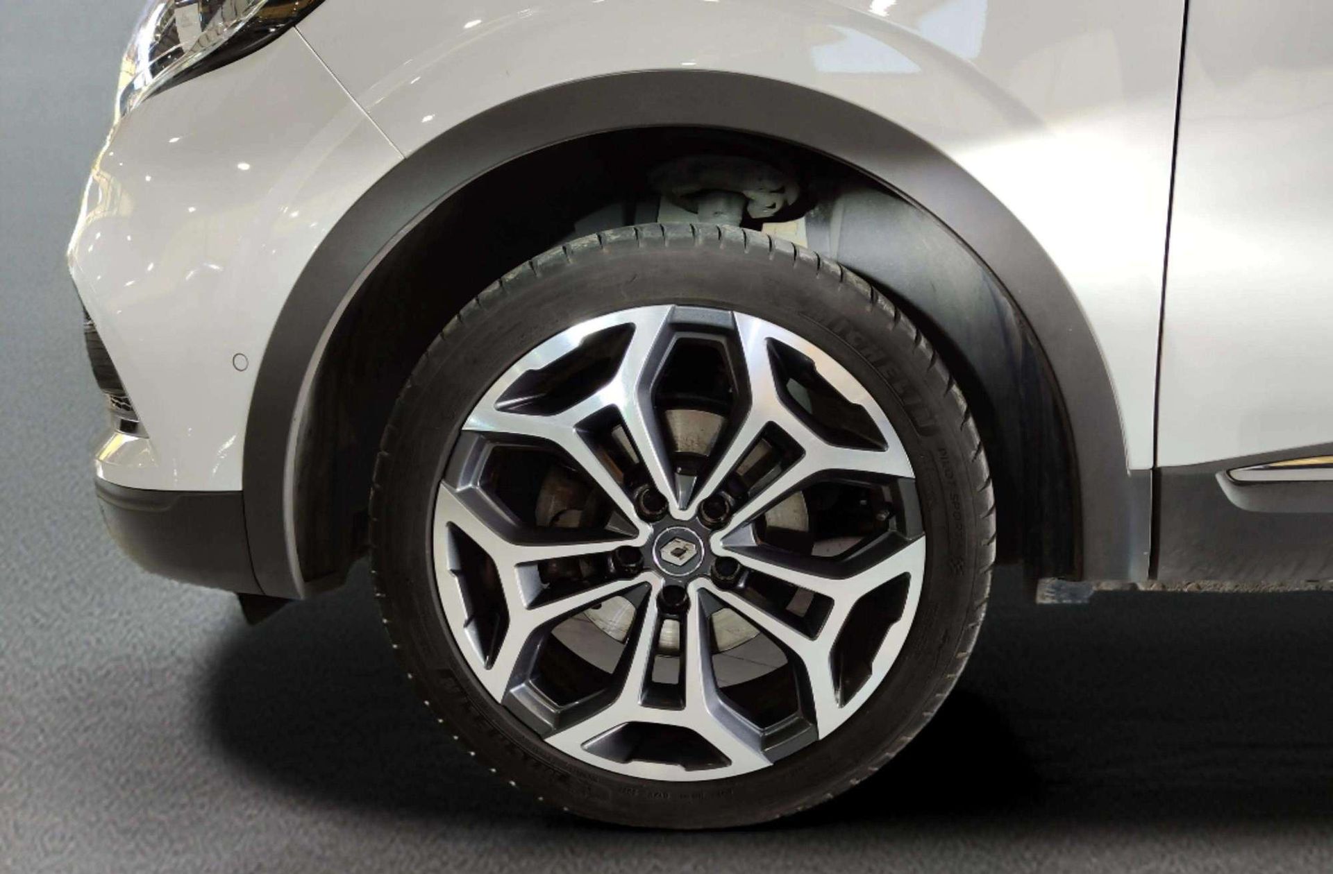 Renault Kadjar Techno TCe GPF - foto 31