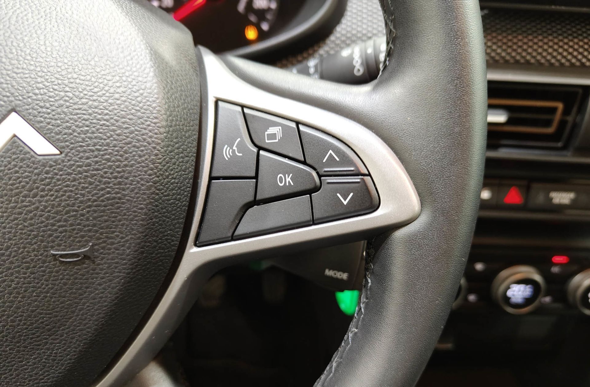 Dacia Sandero Stepway Expression ECO-G - foto 24