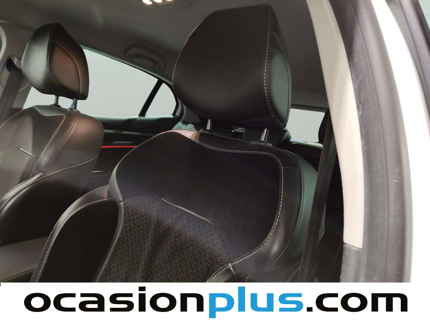 Foto asientos delanteros Renault Mégane Renault Megane Zen Energy TCe (130 CV)