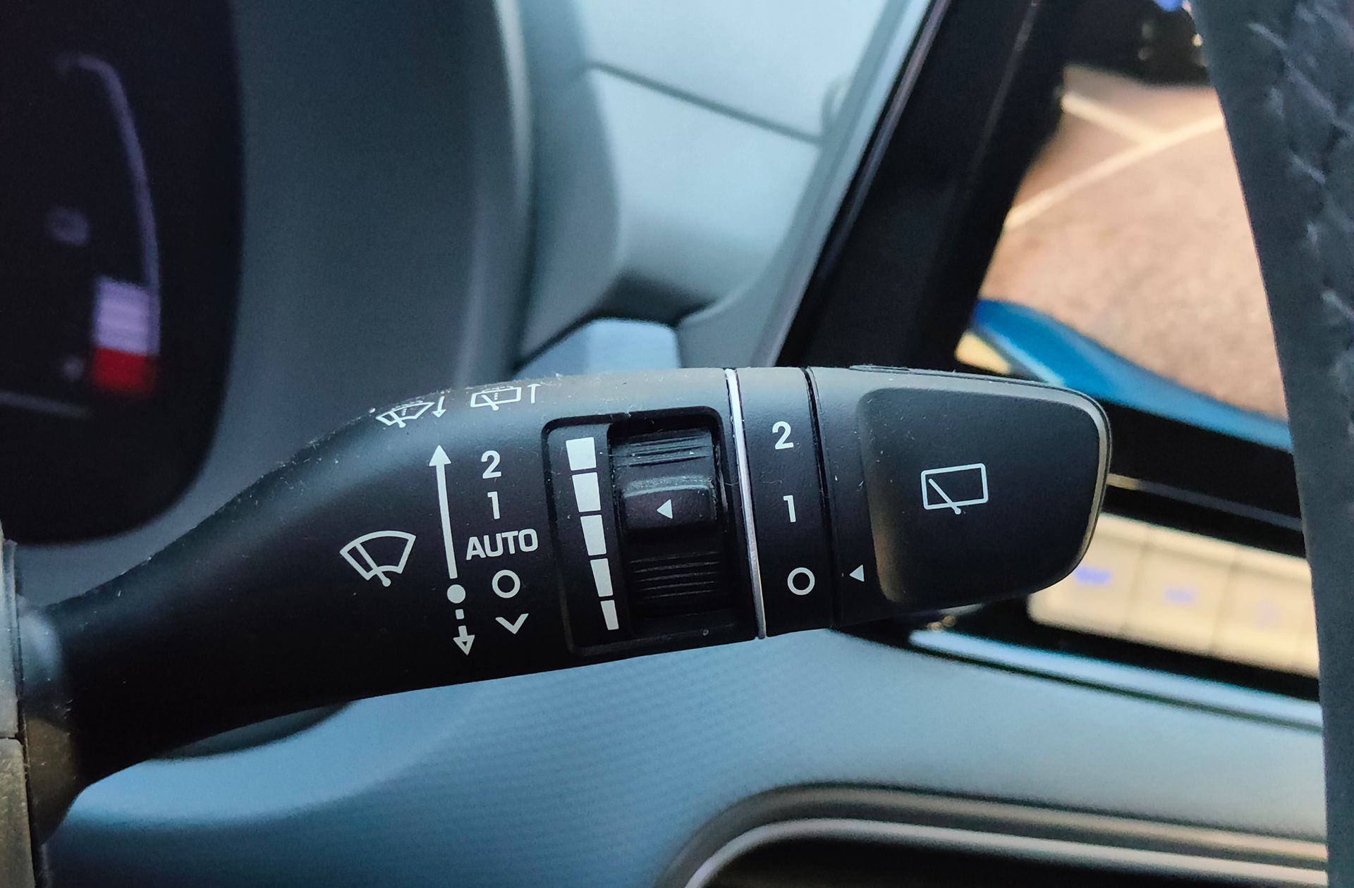 Hyundai Kona EV Tecno - foto 36