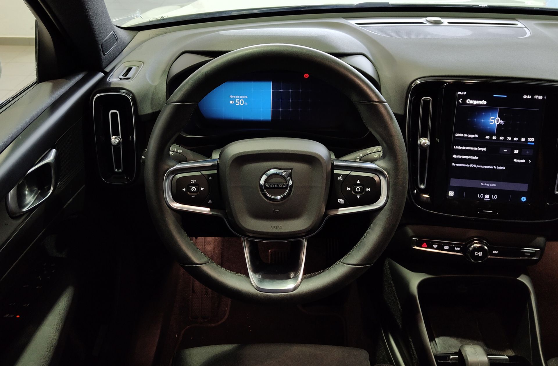 Volvo XC40 Recharge Plus - foto 23